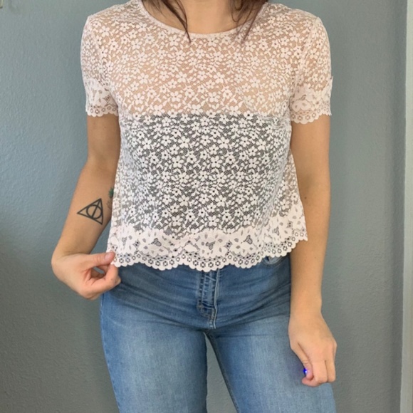 Lacy, Light Pink Top - Picture 4 of 7